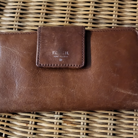 Fossil Purse and Wallet - Picture 5 of 8
